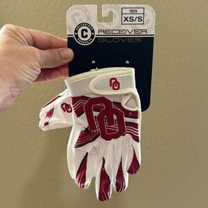 Franklin youth receiver, gloves, XS/SM, Oklahoma University (OU)